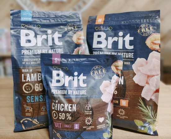 Alimentación Brit premium 